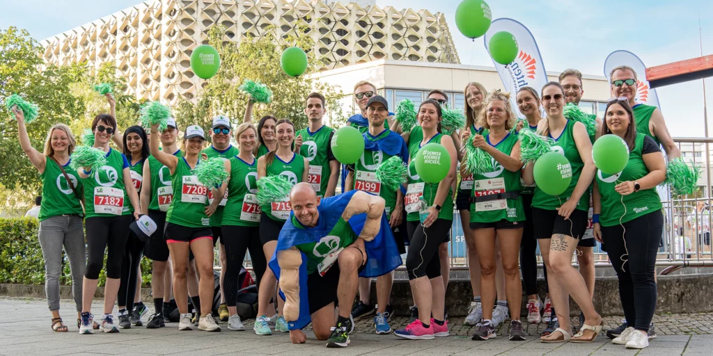 A group photo of everyone who ran for domeba at the company run